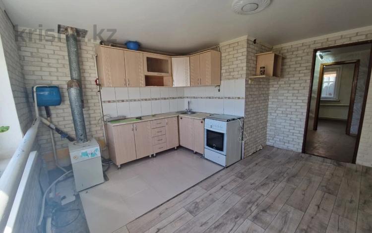 Отдельный дом · 3 комнаты · 70 м² · 3.3 сот., Свободы за 19 млн ₸ в Костанае — фото 2