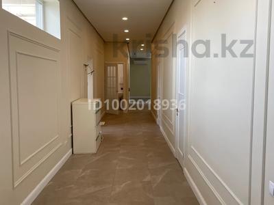 Свободное назначение, офисы, магазины и бутики, склады, медцентры и аптеки · 220 м² за 1.2 млн 〒 в Алматы, Медеуский р-н