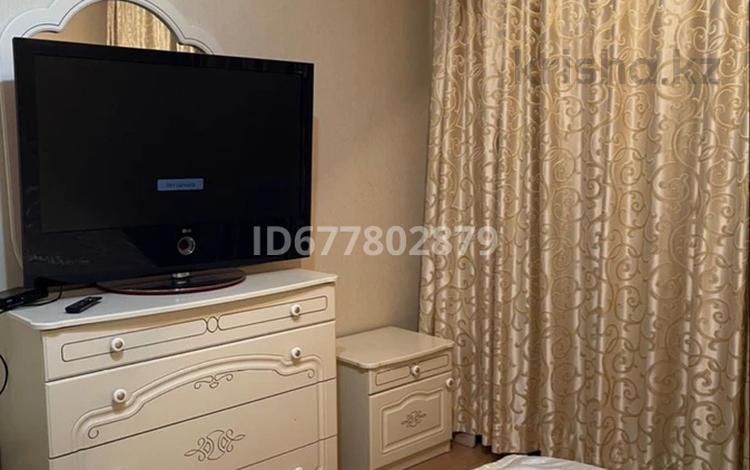 1-комнатная квартира · 40 м² · 10/12 этаж, мкр Акбулак, Байтерекова — Алматы Арена за 15 000 〒 в Алатауский р-н — фото 2