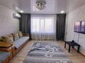 2-комнатная квартира, 55 м², 3/10 этаж посуточно, Валиханова за 17 000 〒 в Семее