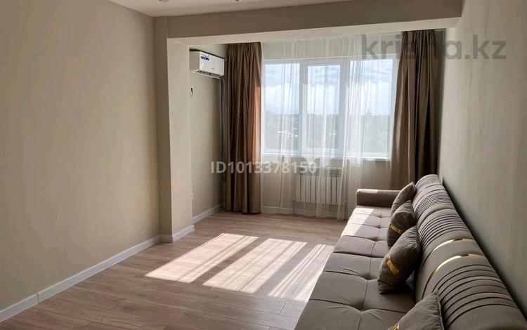 2-комнатная квартира · 62 м² · 8/13 этаж, Есенова 160/3 за 55 млн ₸ в Алматы, Жетысуский р-н — фото 2