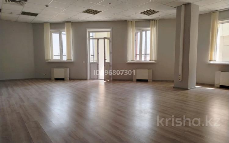 Кеңселер · 63 м², бағасы: 630 000 ₸ в Астане, Есильский р-н — фото 2