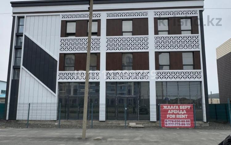 Свободное назначение · 700 м² за 7 млн ₸ в Атырау, мкр Нурсая — фото 2