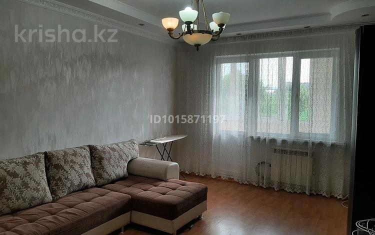 1-комнатная квартира · 50 м² · 3/9 этаж, мкр Мамыр-4 315 за 250 000 ₸ в Алматы, Ауэзовский р-н — фото 2