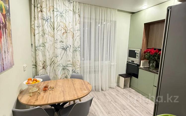 2-комнатная квартира · 72.9 м² · 5/10 этаж, базовая 2/4 за 37.1 млн ₸ в Усть-Каменогорске — фото 2