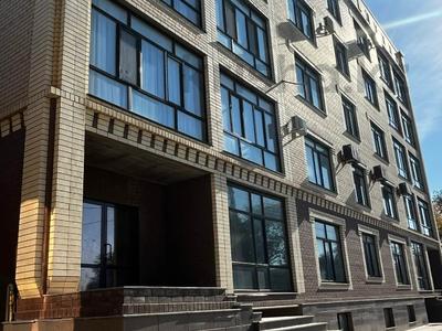 3-комнатная квартира · 149.4 м² · 5/5 этаж, Шевцова 30 за 38.7 млн 〒 в Уральске