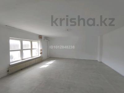 2-бөлмелі пәтер · 82 м² · 5/5 қабат, 28А мкр 3, бағасы: 120 000 ₸ в Актау