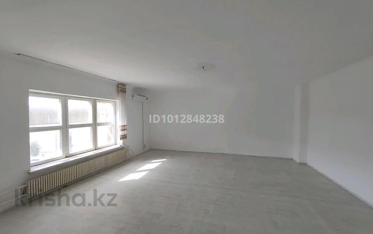 2-бөлмелі пәтер · 82 м² · 5/5 қабат, 28А мкр 3, бағасы: 120 000 ₸ в Актау — фото 2
