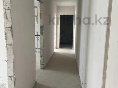 2-комнатная квартира · 64 м² · 2/9 этаж, Абулхайр-хана 69/4, 69/5 за 29.5 млн 〒 в Атырау