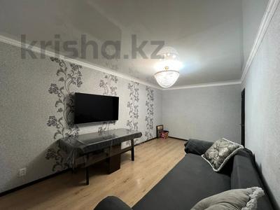 3-комнатная квартира, 62 м², 2/5 этаж, мкр Юго-Восток, Республики 24 — Шахтеров за 23 млн 〒 в Караганде, Казыбек би р-н