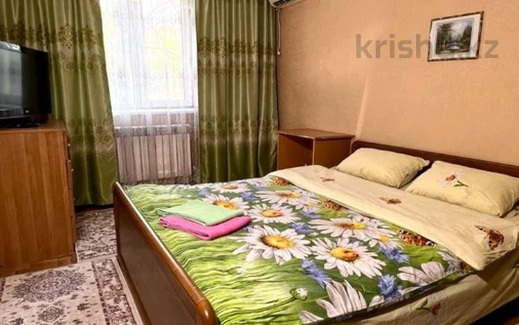 1-комнатная квартира · 55 м² · 2/3 этаж, Аскарова 7 — Шымкент плаза и парк Мир фантазий за 7 000 ₸ в Абайский р-н — фото 2