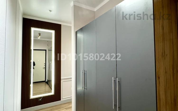 3-комнатная квартира · 114 м² · 5/12 этаж, Мкр. Самал-3 15к2 за 850 000 ₸ в Алматы, Медеуский р-н — фото 2