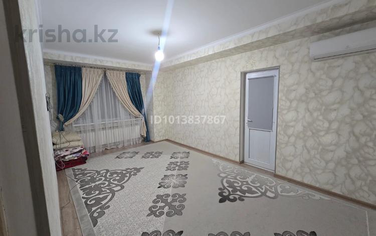 2-комнатная квартира · 68 м² · 9/9 этаж, мкр Туран , Байдибек Би 9/9 за 160 000 ₸ в Шымкенте, Каратауский р-н — фото 2