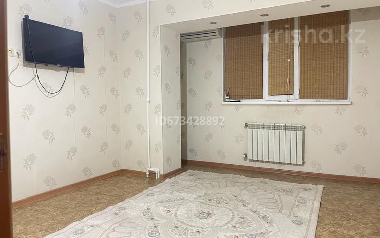 1-комнатная квартира · 38 м² · 3/5 этаж, 27-й мкр 71 за 100 000 ₸ в Актау — фото 2