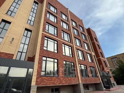 3-бөлмелі пәтер · 110 м² · 3/5 қабат, Жамакаева, бағасы: 51 млн ₸ в Семее