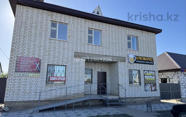 Еркін, кеңселер, дүкендер мен бутиктер, сұлулық салондары, білім орталықтары, студиялар · 100 м², бағасы: 150 000 ₸ в Уральске, мкр. Зачаганск пгт — фото 2