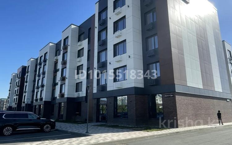 3-комнатная квартира · 108 м² · 5/5 этаж, мкр Нурсая, Абулхайр-хана 40 за 47 млн ₸ в Атырау — фото 2