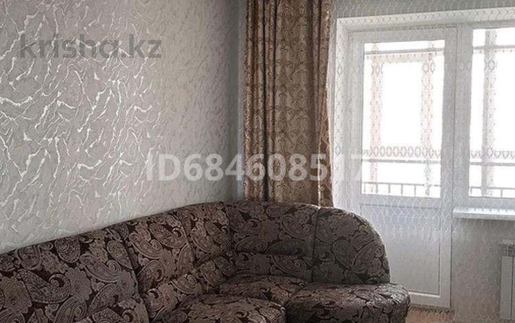 2-бөлмелі пәтер · 65 м² · 4/9 қабат, 10 мкр 24, бағасы: 200 000 ₸ в Аксае — фото 28