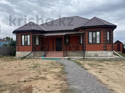 Жеке үй · 4 бөлме · 240 м² · 10 жүзд., Достан хазирет 58, бағасы: 65 млн ₸ в Актобе, жилой массив Юго-Запад-1