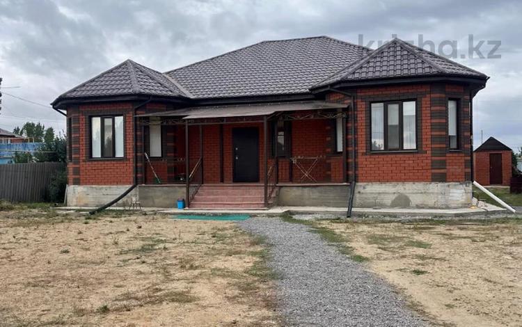 Жеке үй · 4 бөлме · 240 м² · 10 жүзд., Достан хазирет 58, бағасы: 65 млн ₸ в Актобе, жилой массив Юго-Запад-1 — фото 2