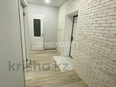 2-комнатная квартира · 68.7 м² · 5/5 этаж, Микрорайон Батыс-2 49Л\8 за 130 000 〒 в Актобе