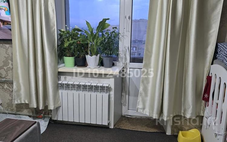 3-бөлмелі пәтер · 56 м² · 8/9 қабат, Дулатова 208, бағасы: 18 млн ₸ в Семее — фото 2