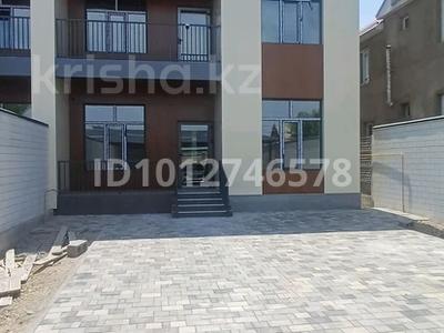 Отдельный дом · 4 комнаты · 200 м² · 4 сот., Казыбек би 23 — Байзак батыр Казыбек би за 65 млн ₸ в Таразе