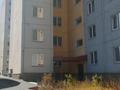 3-комнатная квартира, 98 м², 2/9 этаж помесячно, проспект Шахтёров 25 за 180 000 〒 в Караганде, Казыбек би р-н — фото 19