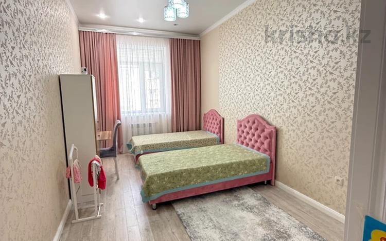 3-комнатная квартира · 106 м² · 4 этаж, 17-й мкр 116 за 43.5 млн 〒 в Актау — фото 2