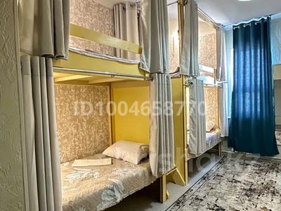 1-бөлмелі пәтер · 20 м², мкр Центральный, Махамбета утемисова 70а, бағасы: 5 000 ₸ в Атырау