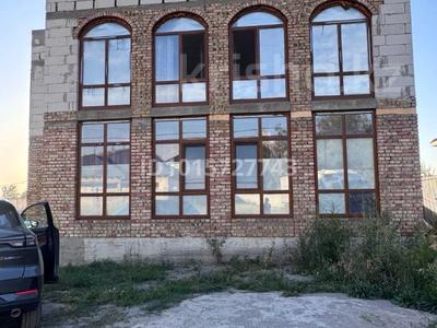 4 бөлме · 196 м², ПК Жеміс 2857 — За Магазином "Инсан", бағасы: 55 000 ₸ в 