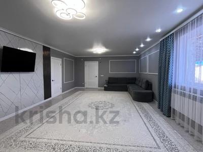 Отдельный дом · 6 комнат · 206.4 м² · 5 сот., Акжар плюс за 26 млн 〒 в Актобе