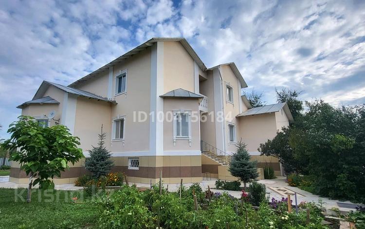 Отдельный дом · 10 комнат · 412 м² · 20 сот., Квартал Энергетиков за 75 млн 〒 в Актобе, жилой массив Жилянка — фото 11