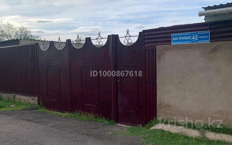 Жеке үй · 7 бөлме · 160 м² · 15 сот., Абая 42 — В центре, бағасы: 40 млн 〒 в Мерке — фото 2