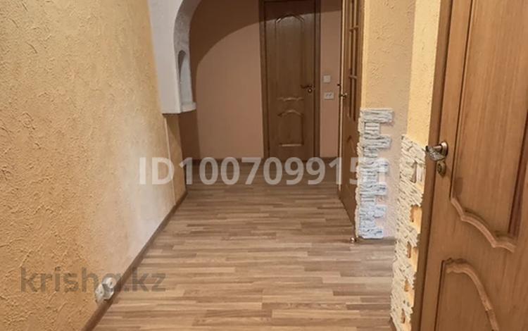 2-комнатная квартира · 65 м² · 2/5 этаж, мкр Астана 26 за 25 млн ₸ в Таразе — фото 2
