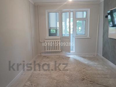 2-бөлмелі пәтер · 54 м² · 2/5 қабат, Қарасу ш/а. 10 — Қасында садик және мектеп бар, бағасы: 16 млн ₸ в Таразе, мкр Карасу