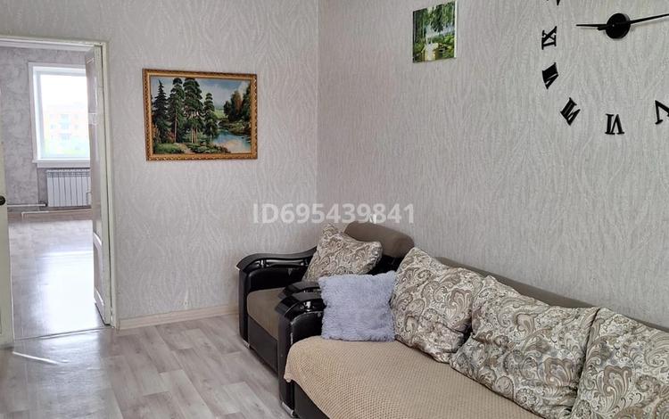 2-комнатная квартира, 44 м², 5/5 этаж, Майкудук, 14й микрорайон 3