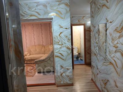 3-бөлмелі пәтер · 60 м² · 4/5 қабат, Кенесары 17 — Кенесары, бағасы: 15 000 ₸ в Бурабае