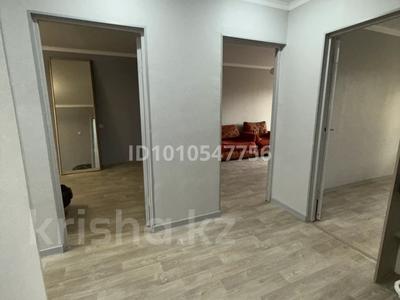 3-бөлмелі пәтер · 64 м² · 2/5 қабат, мкр Строитель 16, бағасы: 20.5 млн ₸ в Уральске