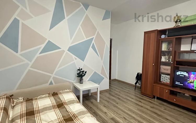 1-комнатная квартира · 35.3 м² · 9/9 этаж, Майкудук, Коммунистическая за 15.3 млн ₸ в Караганде, Алихана Бокейханова р-н — фото 2