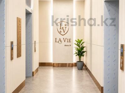 2-комнатная квартира · 80 м² · 14/18 этаж, Кошкарбаева 1/6 за 68.8 млн 〒 в Астане, Алматы р-н