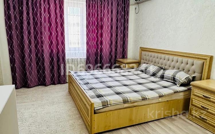 2-бөлмелі пәтер · 60 м² · 3/6 қабат, мкр Нурсая 63 — Сзади магазина “5тысяч мелочей”, бағасы: 23 млн ₸ в Атырау — фото 12