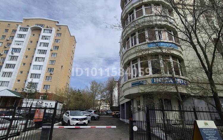 Офисы, салоны красоты, образование, кабинеты и рабочие места, студии · 42 м² за 130 000 ₸ в Астане, Сарыарка р-н — фото 2