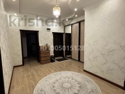 3-комнатная квартира · 129 м² · 4/5 этаж, Ескалиева 239 — Революция, Парк Кирова, 1 поликлиника за 55 млн 〒 в Уральске, мкр Школьник