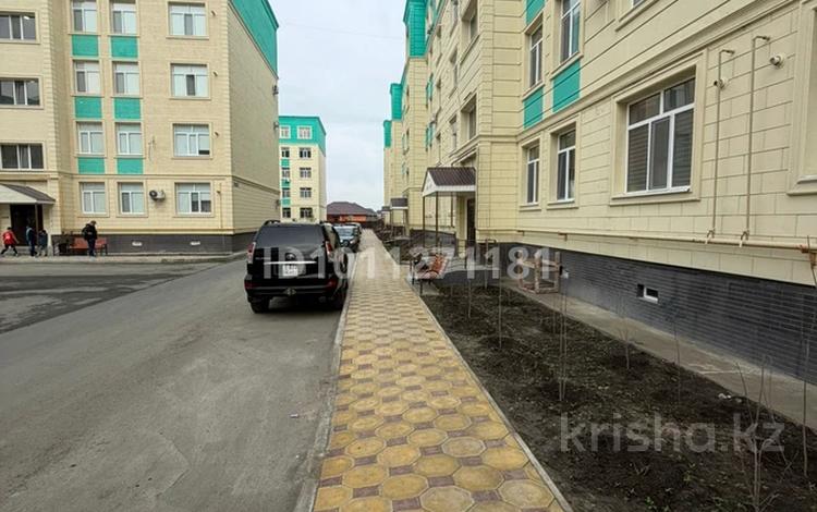 1-комнатная квартира · 42.2 м² · 5/5 этаж, мкр Самал, Абиш Кекилбаев 60/4 — Рядом аэропорт за 200 000 ₸ в Атырау — фото 2
