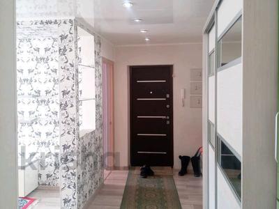 3-комнатная квартира · 65 м² · 8/10 этаж, Карбышева 38 за 200 000 〒 в Усть-Каменогорске