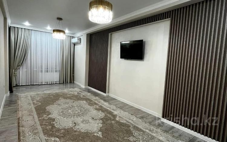 3-комнатная квартира · 99 м² · 7/10 этаж, 19-й мкр 34 за 53 млн ₸ в Актау — фото 2