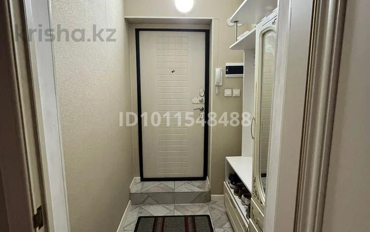 3-бөлмелі пәтер · 100 м² · 3/12 қабат, Иляева 37 — Кунаева-Иляева, бағасы: 45 млн ₸ в Шымкенте, Аль-Фарабийский р-н — фото 2