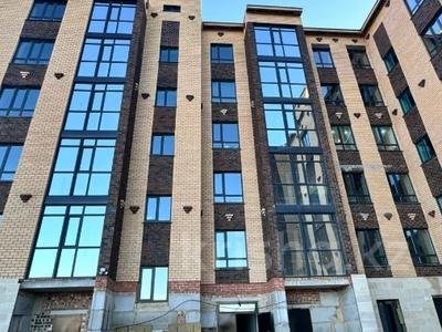 Продажа коммерческой недвижимости в Акмолинской обл.: Свободное назначение, офисы, магазины и бутики, склады, общепит, салоны красоты, образование, развлечения · 72.3 м² за 26 млн 〒 Свободное назначение, офисы, магазины и бутики, склады, общепит, салоны красоты, образование, развлечения · 72.3 м² за 26 млн 〒 в Кокшетау