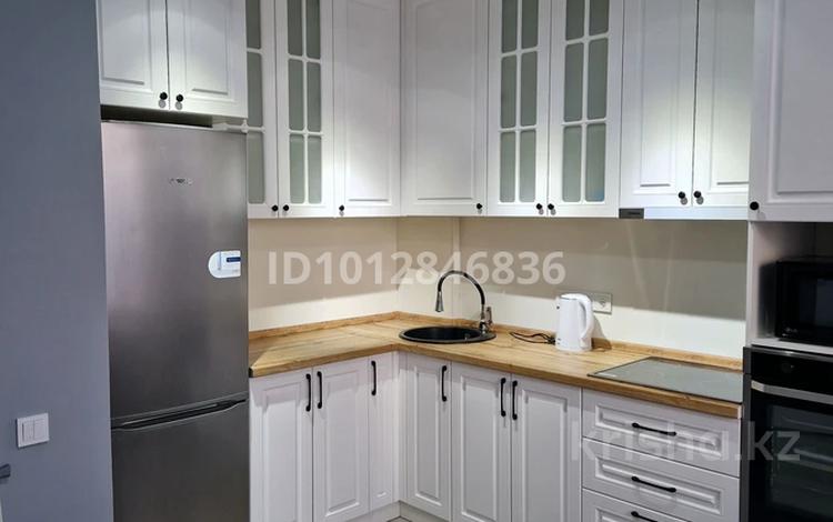 1-бөлмелі пәтер · 45 м² · 15/17 қабат, Варламова, бағасы: 400 000 ₸ в Алматы, Алмалинский р-н — фото 2